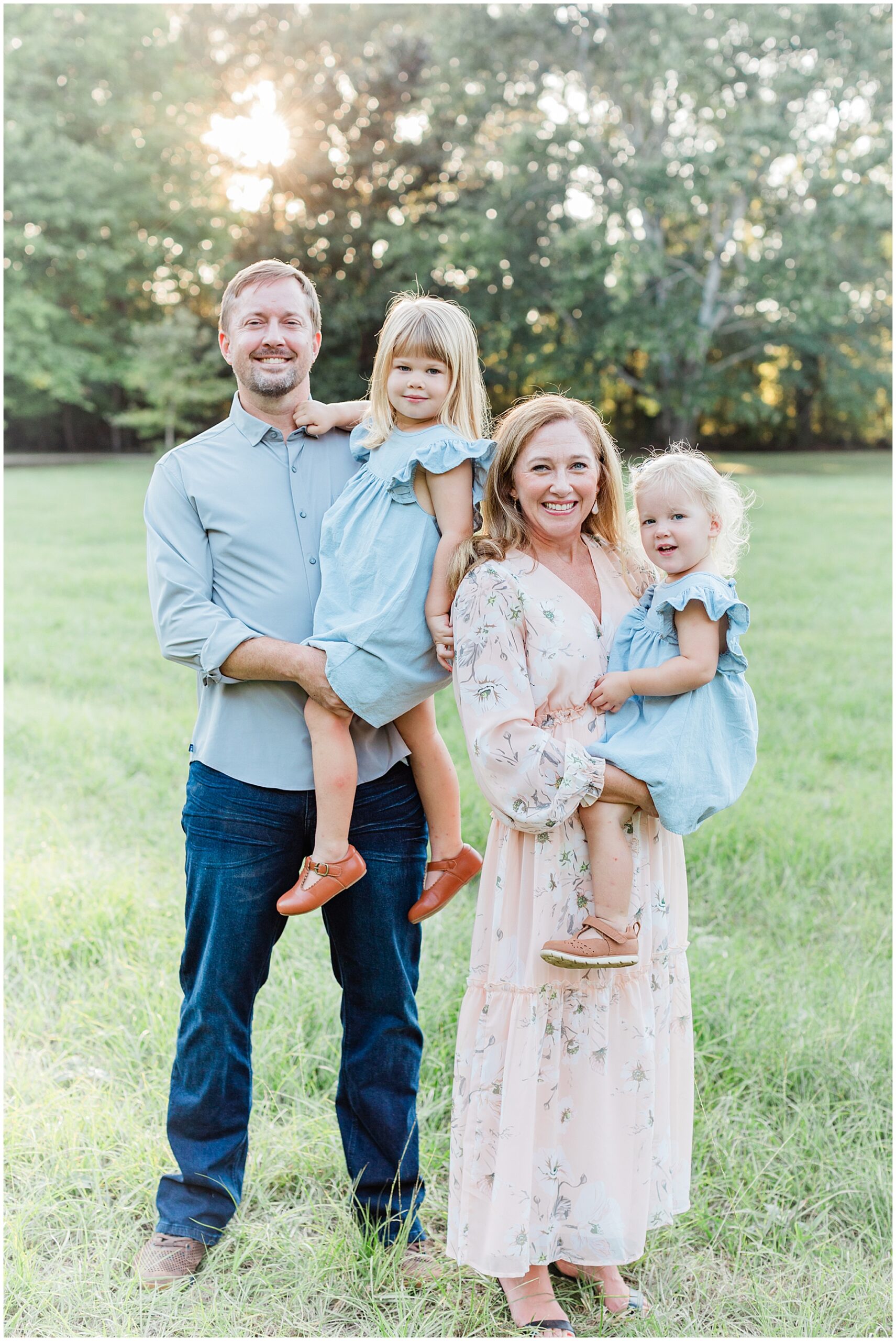 girl mom blue and pink dresses family photographer auburn alabama katie houk